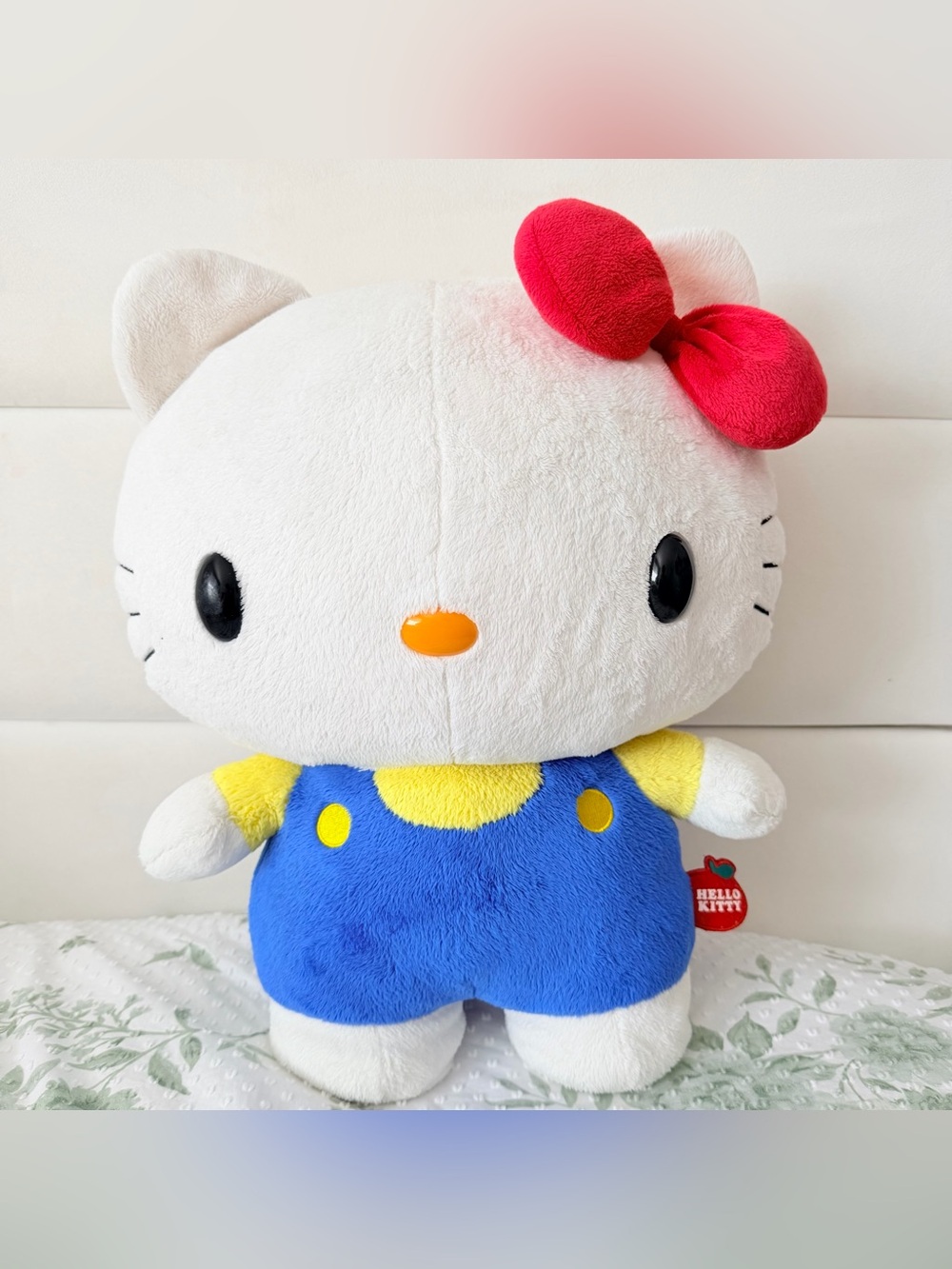 Vintage 2009 hello kitty stepper / plush
